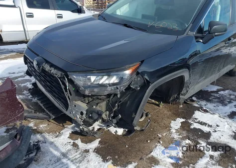 2021 Toyota Rav4 Le z USA, uszkodzony, nr VIN 2T3H1RFV3MC096023